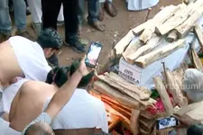 ധീരജവാന് വിട; എ.പ്രദീപിന്റെ മൃതദേഹം സംസ്‌കരിച്ചു
