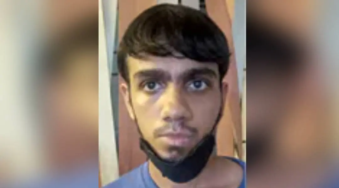ആകാശ് സൈമൺ മോഹൻ