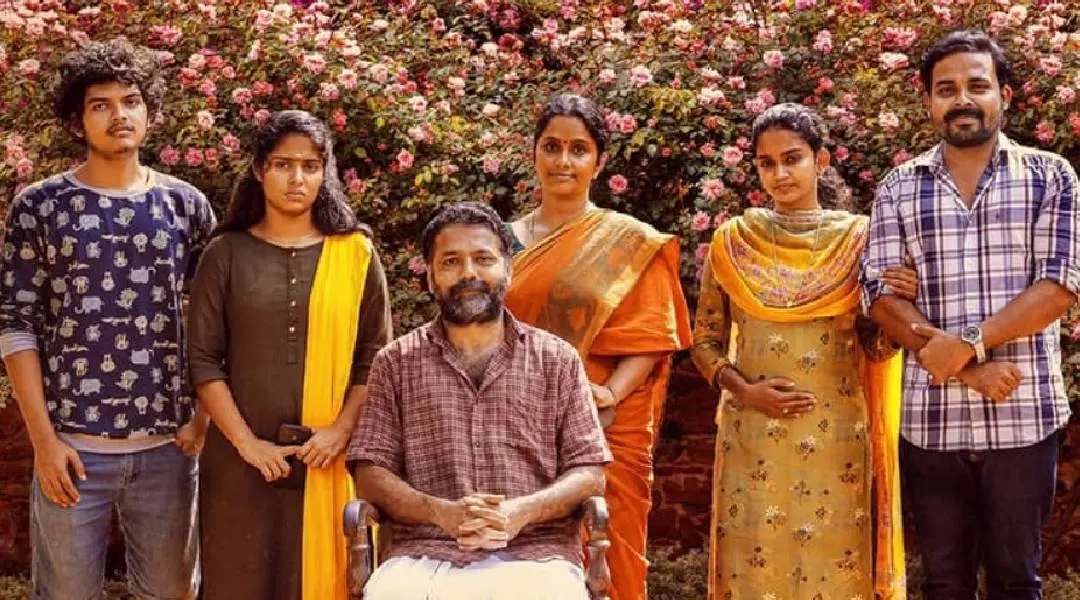 Thinkalazhcha Nishchayam movie Poster
