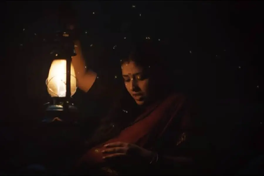 സസ്പെൻസ് നിറച്ച് അനു സിതാരയുടെ 'വനം'; ട്രെയ്ലർ