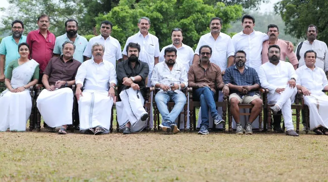 വരാലിന്റെ അണിയറപ്രവർത്തകർ
