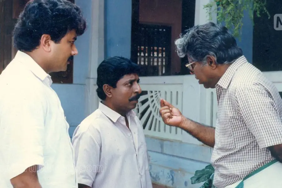 സത്യത്തിൽ പോളണ്ടിലെന്താ സംഭവിച്ചത് ?; 'സന്ദേശ'ത്തിന്റെ 30 വർഷങ്ങൾ