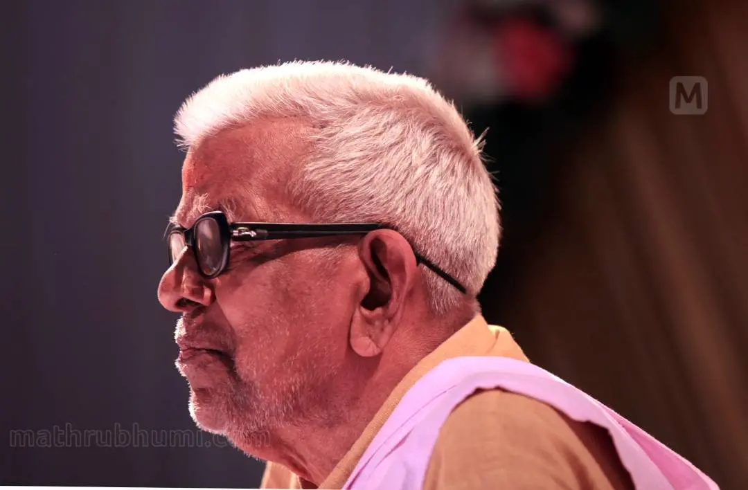 അക്കിത്തം അച്യുതന് നമ്പൂതിരി| ഫോട്ടോ: ജെ. ഫിലിപ്പ്