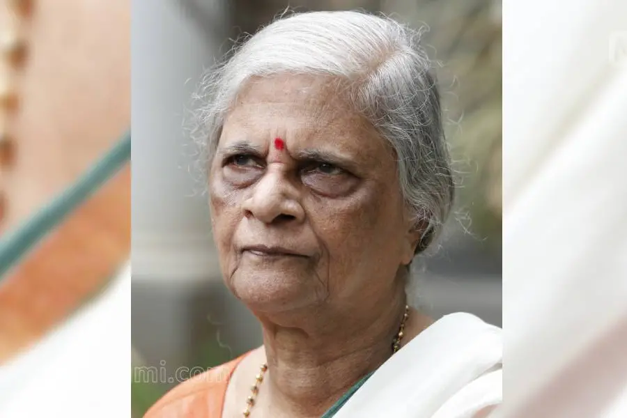 ഹൃദയടീച്ചര് ചാടിയെണീറ്റു: 'പ്രൊഫ. അമിത്, അങ്ങിനെയായിരുന്നെങ്കില് ആണുങ്ങളായിരുന്നു കോണ്ക്യുബൈന്'