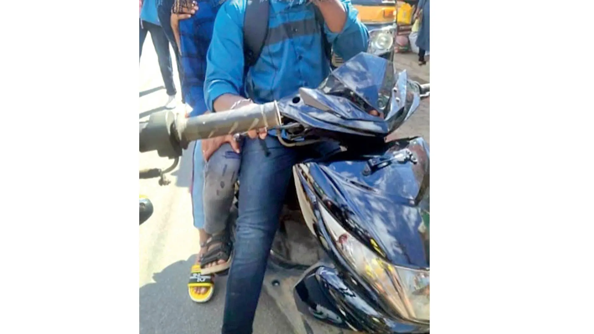 പിടിച്ചെടുത്ത സ്കൂട്ടർ