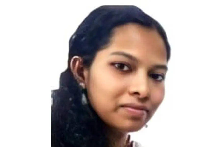 കണ്ണൂര് പേരാവൂരില് യുവതി പൊള്ളലേറ്റ് മരിച്ചനിലയില്; മൃതദേഹം കിടന്നത് വീട്ടുമുറ്റത്ത്
