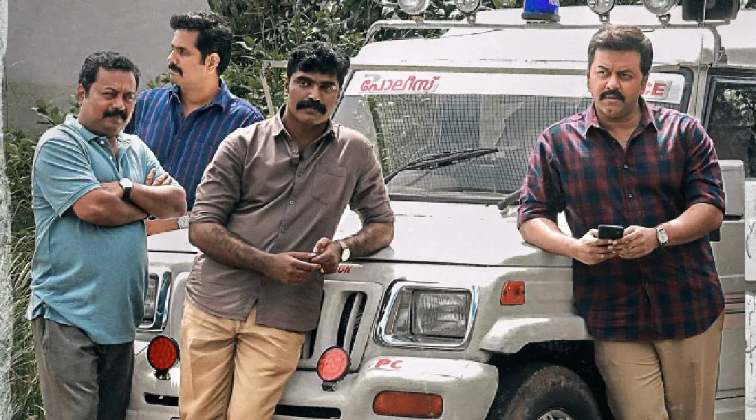 Pathaam Valavu Poster