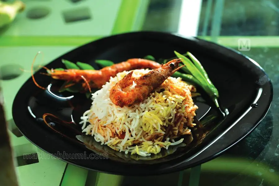 കൊതിപ്പിക്കും ഈ സാഫറോണ് പ്രോണ്സ് റൈസ്
