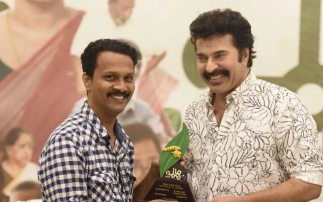 ശിവദാസ് പൊയിൽക്കാവ് മമ്മൂട്ടിക്കൊപ്പം