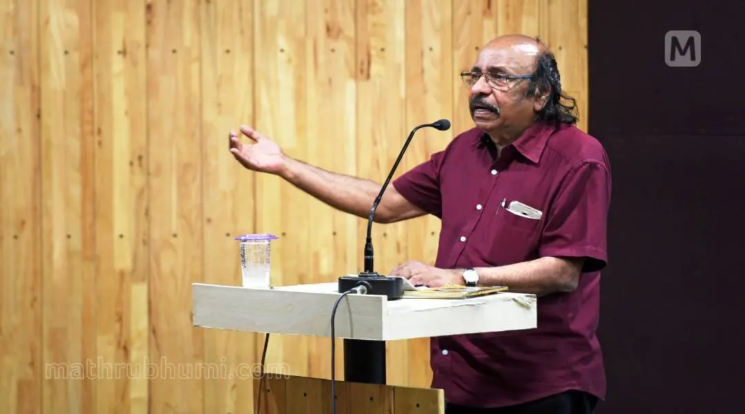 കെ. സച്ചിദാനന്ദന് (ഫയല് ഫോട്ടോ)