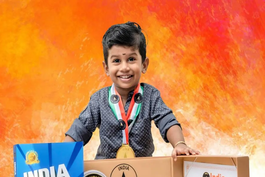 ഇന്ത്യ ബുക്ക് ഓഫ് റെക്കോര്ഡ്സ് സ്വന്തമാക്കി രണ്ടു വയസ്സുകാരന്