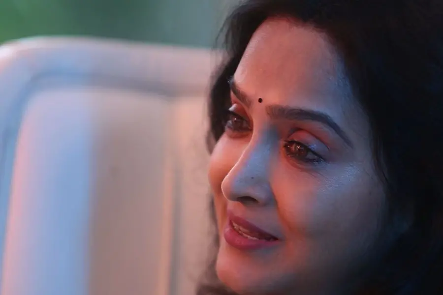 എന്താണ് അ‌മ്മ അ‌ഭിനയിക്കാത്തത്,' മകളുടെ ചോദ്യമാണ് എന്നെ തിരിച്ചെത്തിച്ചത് -ശാരി