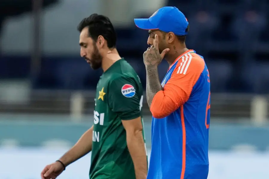 No customary handshakes: Cricket's El Clasico underway in Dubai amid political tensions