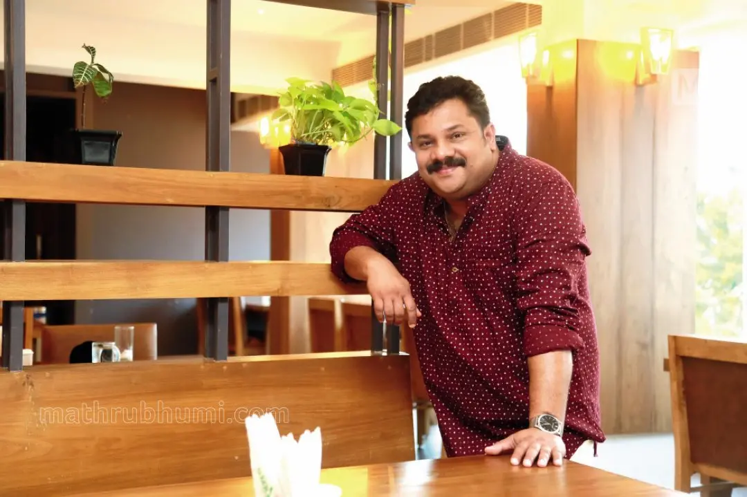 ഹരീഷ് പെരുമണ്ണ (ഹരീഷ് കണാരൻ) | ഫോട്ടോ: വി.പി. പ്രവീൺകുമാർ മാതൃഭൂമി