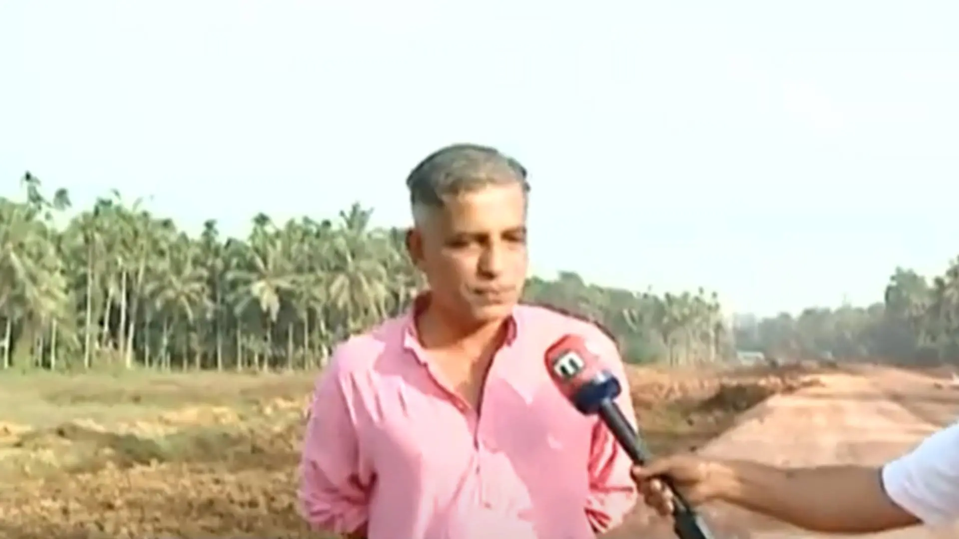 സുരേഷ് കീഴാറ്റൂര് | ചിത്രം: Screengrab-Mathrubhumi News