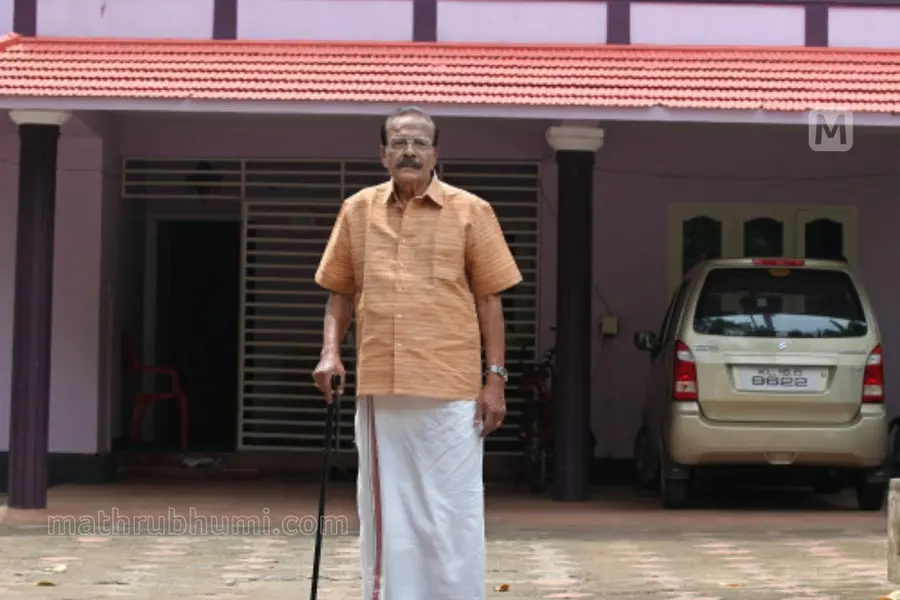 പഴം കഴിച്ച്, പൈപ്പുവെളളം കുടിച്ച് സൈന്യത്തില്‍ സെലക്ഷന്‍ നേടിയ ജി.കെ.പിളള