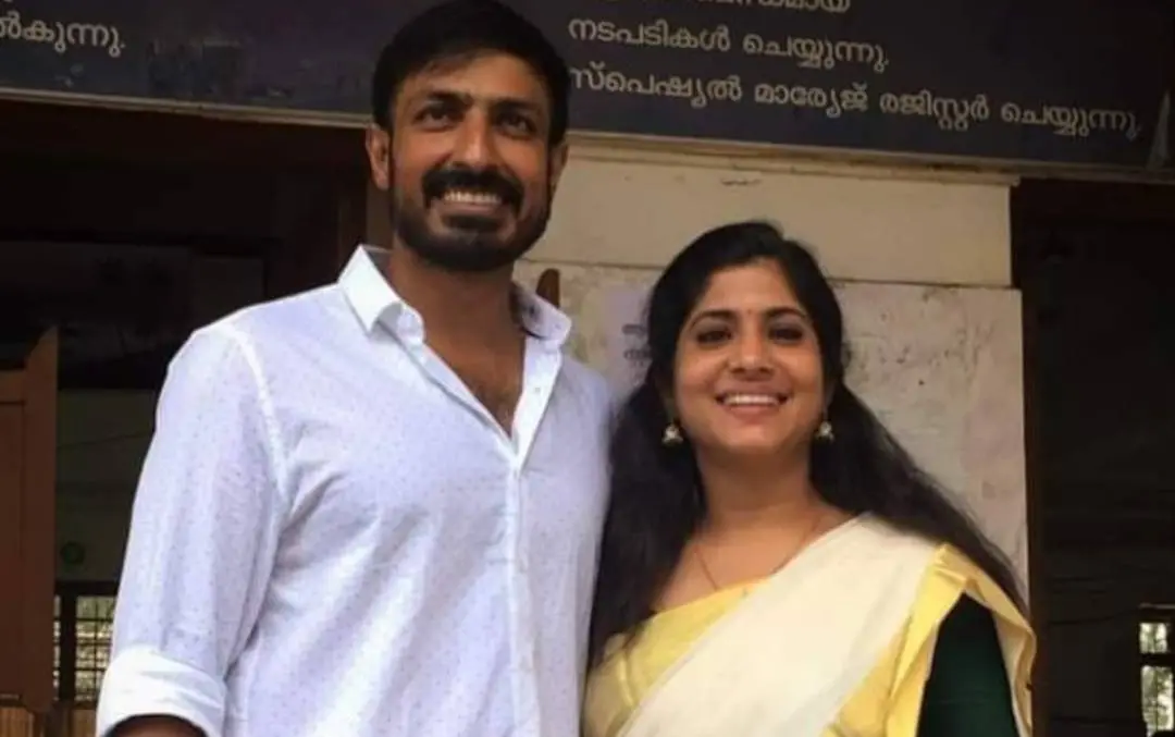ഹരീഷ് ഉത്തമന്, ചിന്നു കുരുവിള