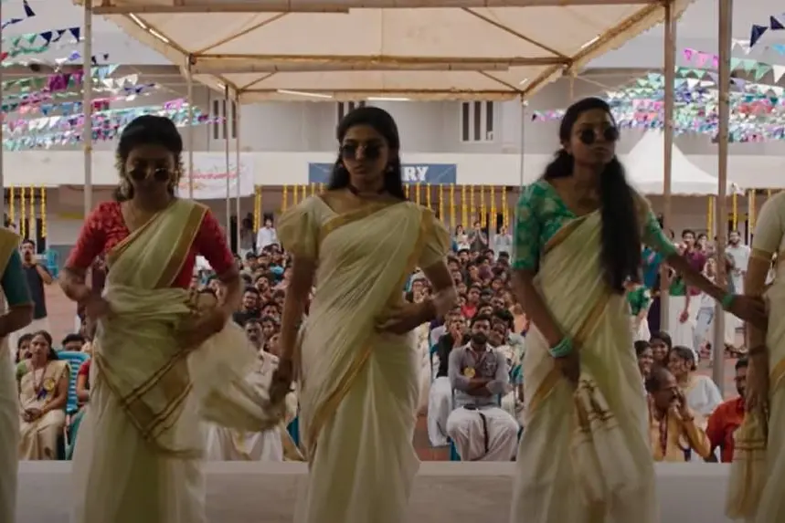 'ദാബാ ഗേള്സ് ഓണ് ദ സ്റ്റേജ്'; 'സൂപ്പര് ശരണ്യ' ടീസര്