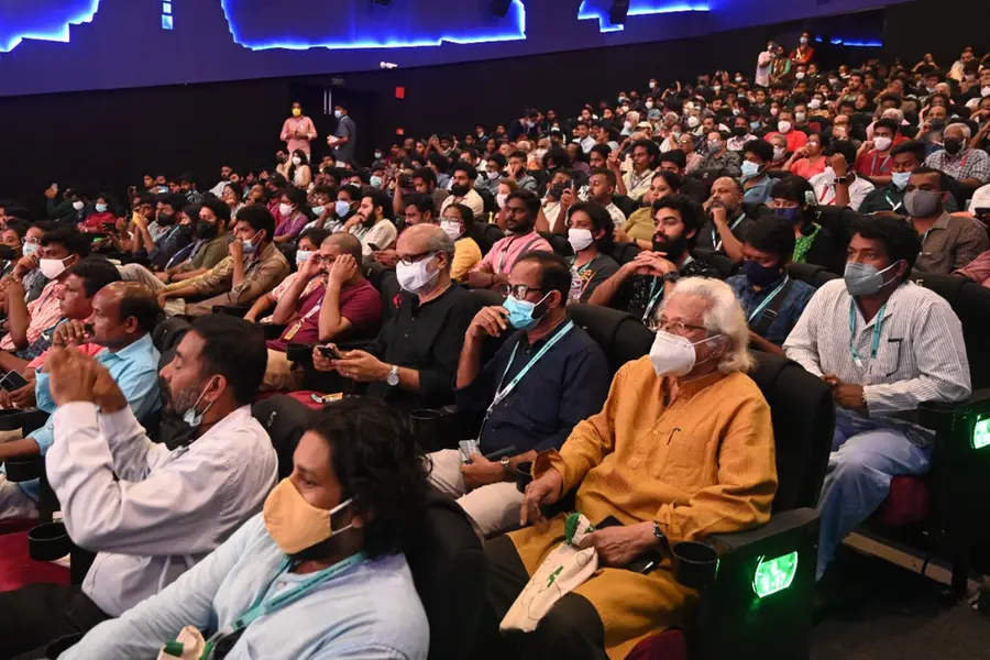 68 ചിത്രങ്ങൾ, മീറ്റ് ദ ഡയറക്ടർ, ഓപ്പൺ ഫോറം..; രണ്ടാം ദിനത്തിൽ പൂർണസജ്ജമായി ചലച്ചിത്രമേള