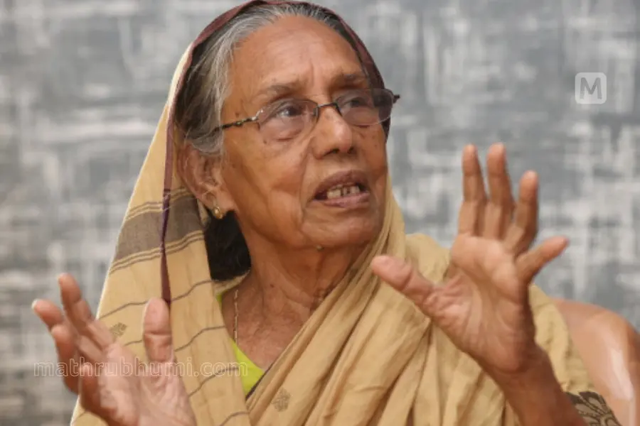 'ഓടിച്ചാടി നടക്കുന്ന പ്രായത്തിലാണ് എന്നെ ഒരു വയസ്സന് കെട്ടിച്ചുകൊടുക്കുന്നത്, വിവാഹപ്രായം 23 ആക്കണം'