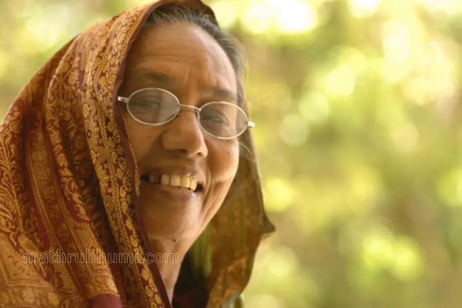 'കരിമൂര്ഖന്മാരോട് പടവെട്ടിവന്ന എനിക്കെന്ത് ഓലപ്പാമ്പ്; സോഷ്യല്മീഡിയ തെറിവിളികൾ കാര്യമാക്കുന്നില്ല'