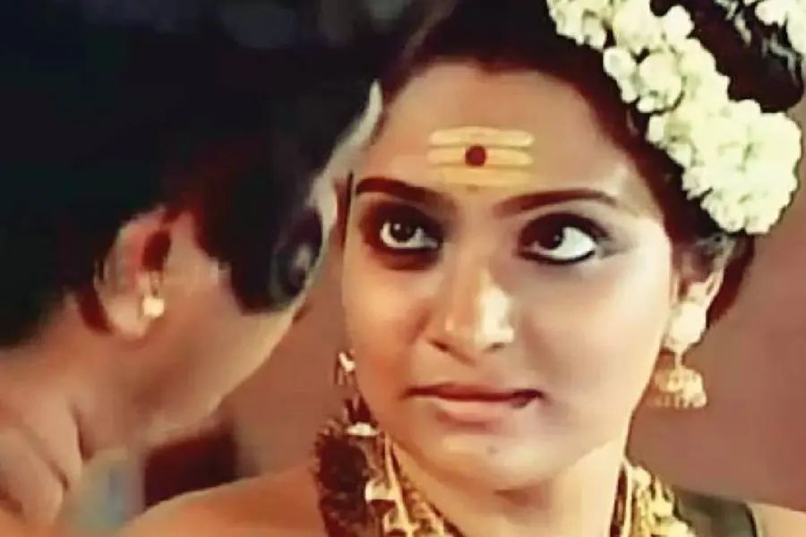 ഒഴുക്കിനെ തടയും, 'വീരഗാഥ'യിൽ പാട്ട് വേണ്ടെന്ന് എം.ടിയും മമ്മൂട്ടിയും, വേണമെന്ന് ഹരിഹരൻ; ഒടുവിൽ....