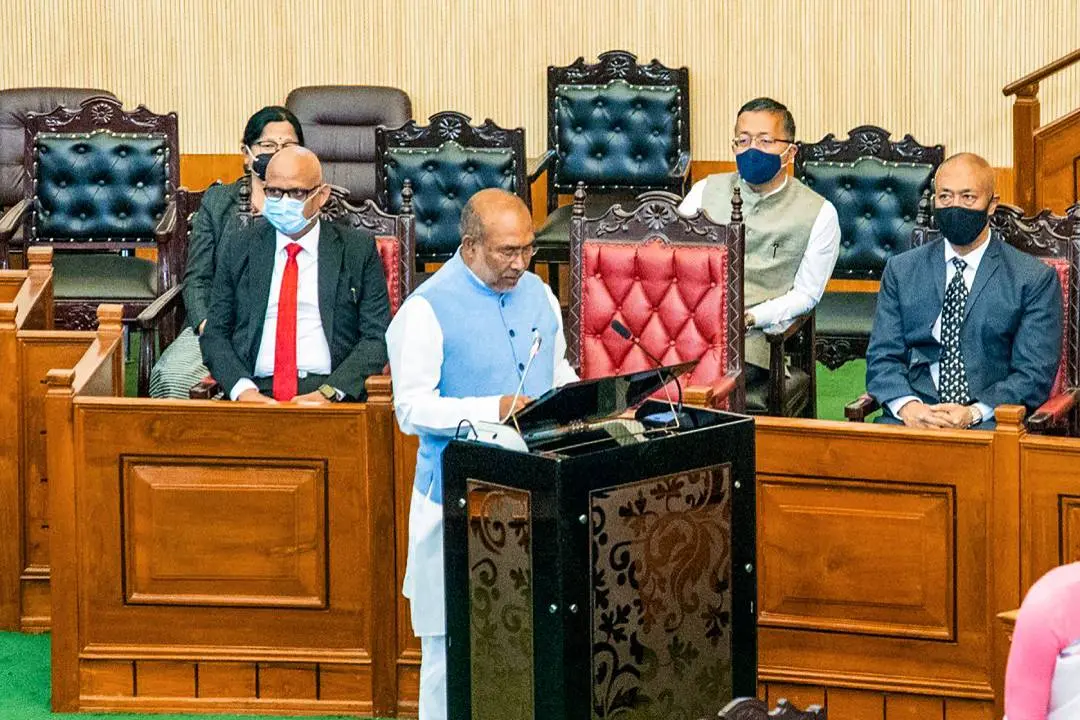 എന്‍.ബിരേന്‍ സിങ് മണിപ്പൂര്‍ നിയമസഭയില്‍ എംഎല്‍എയായി സത്യപ്രതിജ്ഞ ചെയ്യുന്നു |ഫോട്ടോ:PTI