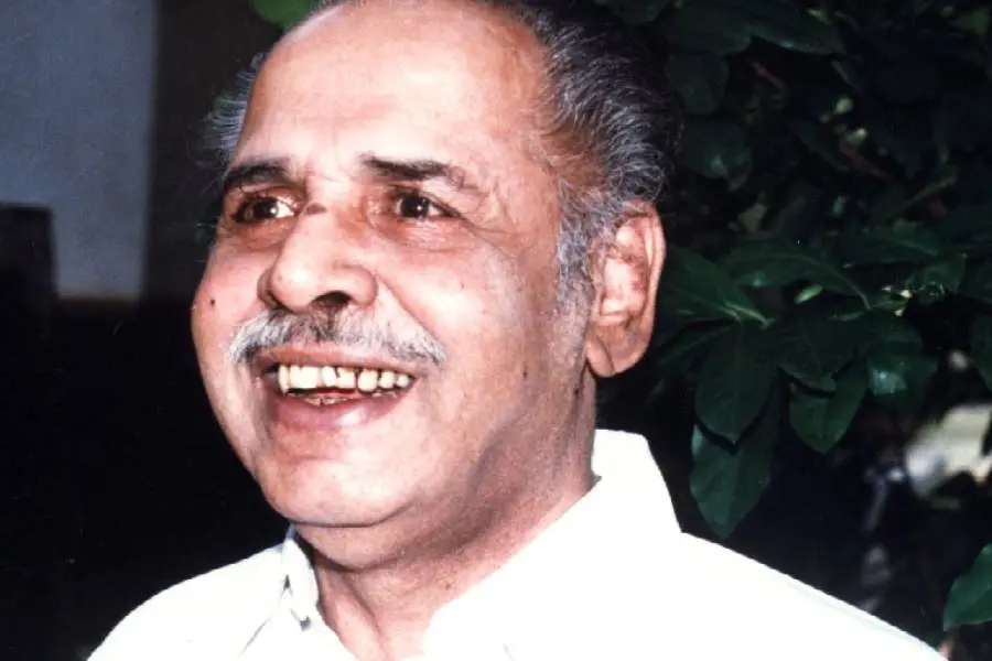 അതികായന്റെ അക്ഷരക്കളരി