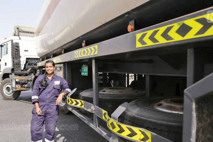 ചെറുപ്പം മുതൽ ഡ്രൈവിംഗ് പാഷനാണ്'- ട്രക്ക് ഡ്രൈവർ ഡെലീഷ്യ ഡേവിസ്