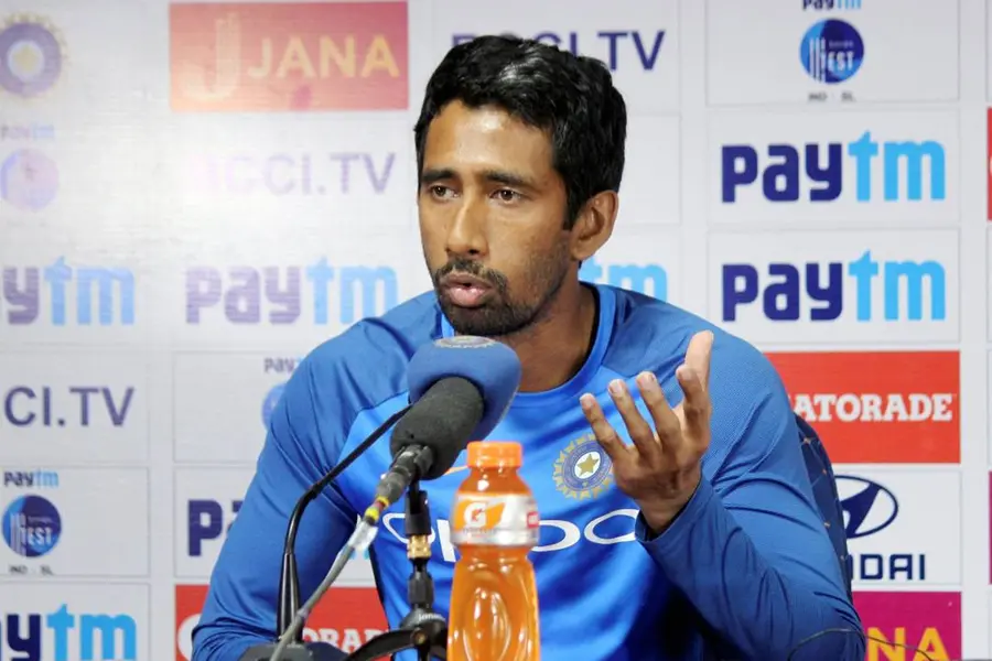 'ടീമിലുണ്ടാകുമെന്ന് ഉറപ്പു നല്കിയ ഗാംഗുലി വാക്കുമാറ്റി, ദ്രാവിഡ് വിരമിക്കാന് നിര്ദേശിച്ചു'; സാഹ