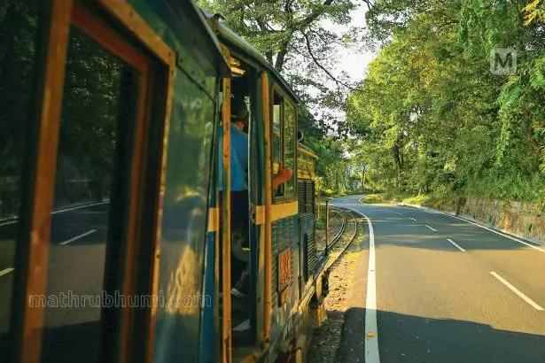 റെയിൽവേ നമ്മളെ ക്ഷണിച്ചുകൊണ്ടു പോയി ചായ വാങ്ങിത്തരും, അതിനായി ഒരു പ്രത്യേക ട്രെയിൻ