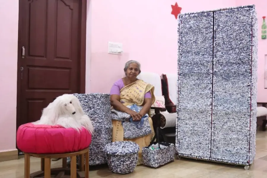 മിൽമാക്കവർ കണ്ടാൽ ലീലാമ്മ വെറുതെ വിടില്ല, ബാഗ് മുതൽ അലമാര വരെ ഉണ്ടാക്കിക്കളയും
