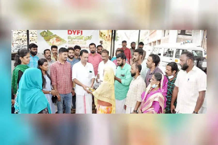 നാലുവർഷം, ഡി.വൈ.എഫ്.ഐ. നൽകിയത് എട്ടുലക്ഷം പൊതിച്ചോർ