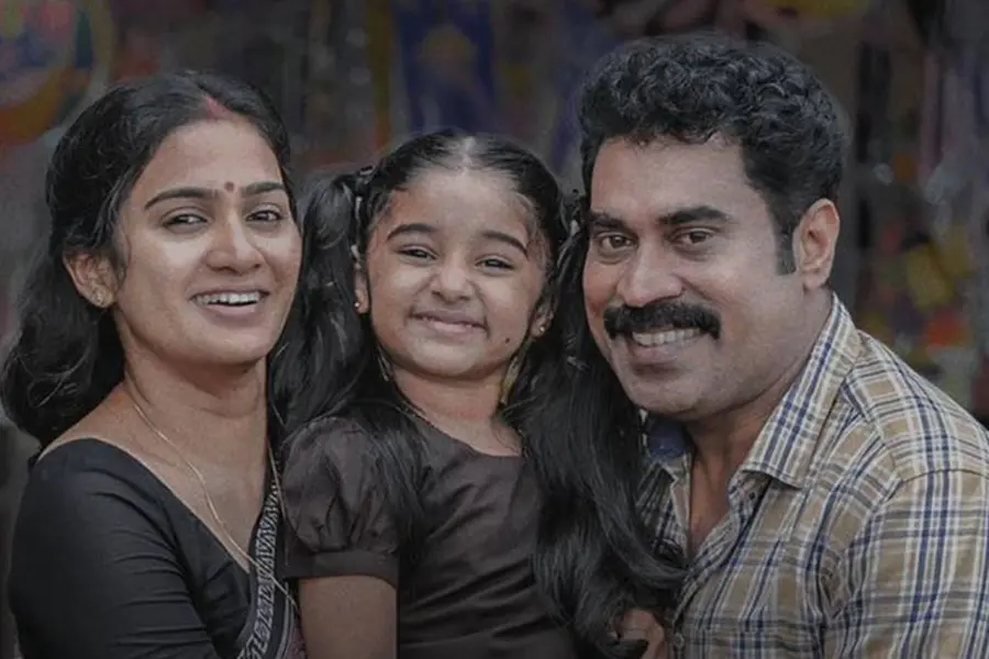 ഒറ്റമരപ്പാതയിലെ കത്തുംവെയിൽ പോലെ; ഹൃദ്യമായ ഗാനവുമായി 'ജോസഫ്' ടീം വീണ്ടും