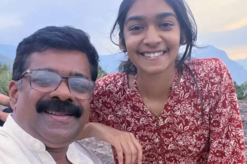 'പ്രായം കഴിഞ്ഞിട്ടും വിവാഹിതയാകാതെ നീ നില്‍ക്കുന്നതുകണ്ട് ചോദ്യംചെയ്യാന്‍ വരുന്നവനെ ഞാന്‍ ആട്ടും'