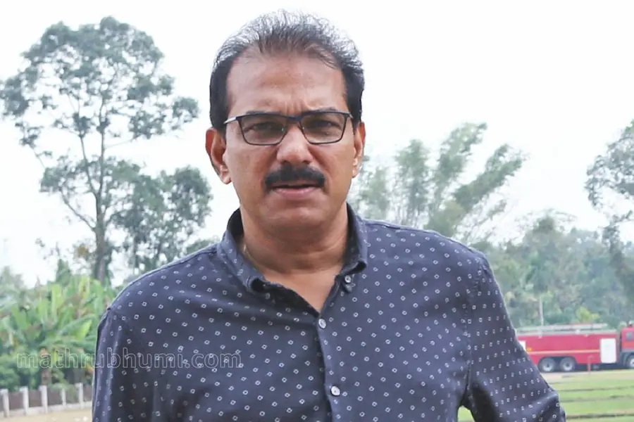 പഞ്ചായത്തുകളില് 37 കോടി മിച്ചം; വൈദ്യുതി ബില്ലിലും LPG സിലിണ്ടറിനും 25 % തുക വഹിക്കാന് ട്വന്റി 20