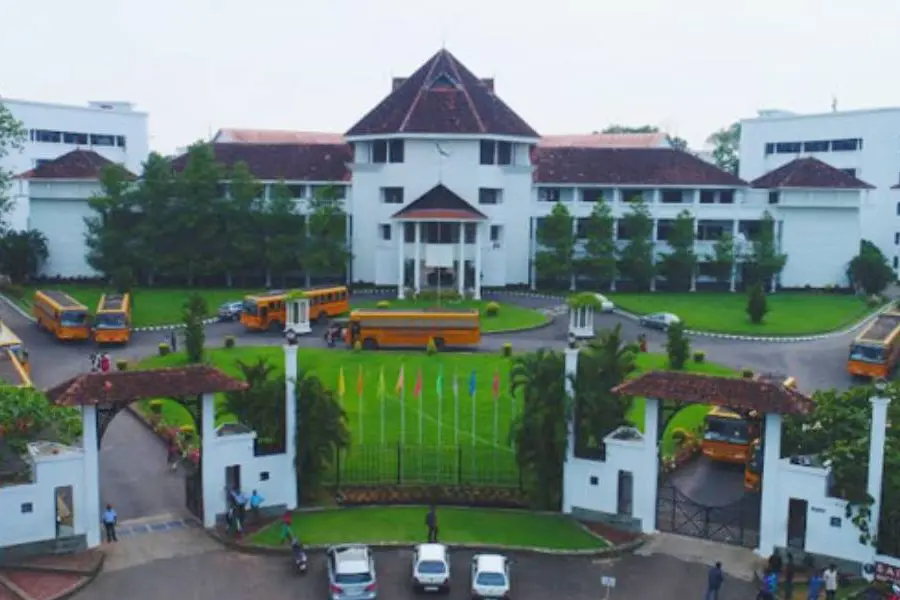 'ക്രിയേറ്റീവ്' ആയ ജോലിയാണോ സ്വപ്നം; ബാച്ചിലര് ഓഫ് ഡിസൈന് പഠിക്കാം