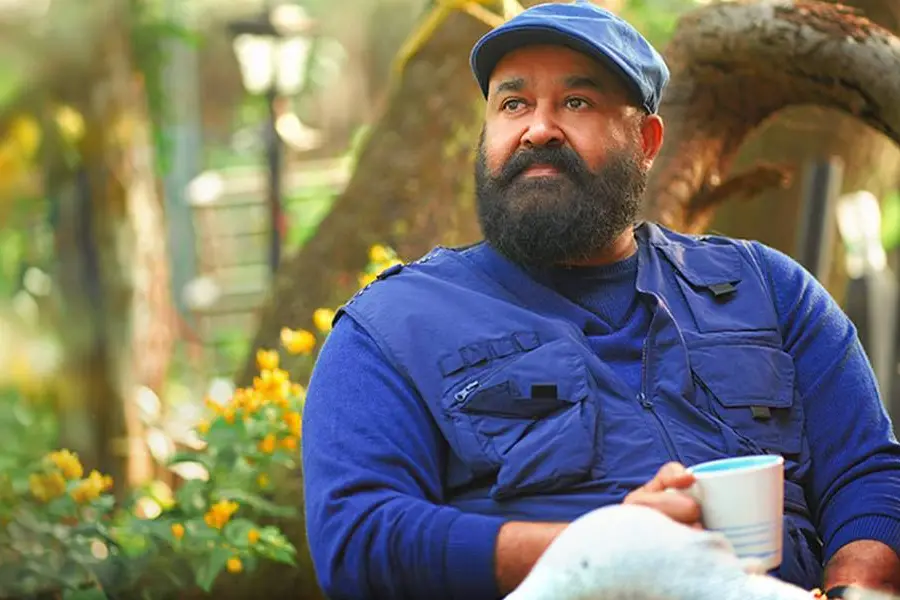 20 ആദിവാസി വിദ്യാർത്ഥികളുടെ 15 വർഷത്തെ പഠന ചെലവ് ഏറ്റെടുത്ത് വിശ്വശാന്തി ഫൗണ്ടേഷൻ