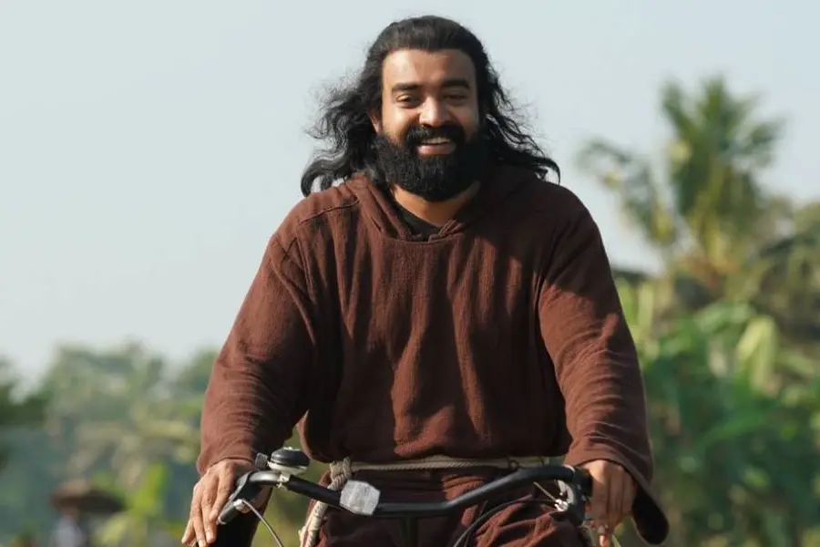 ഇടി കൊടുക്കേണ്ടിടത്ത് വെടിക്കെട്ട് നടത്താനും എബിച്ചനറിയാം -സിജു വിൽസൺ