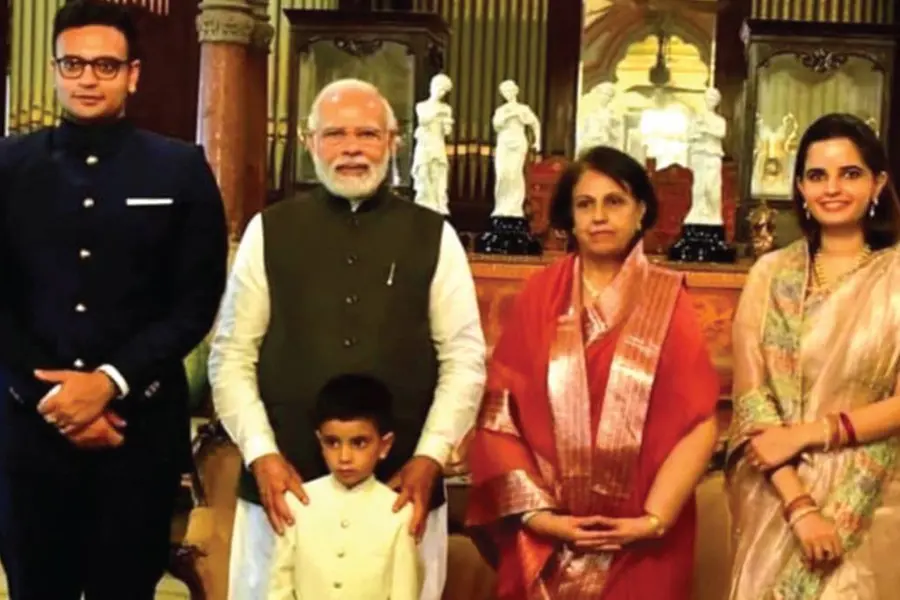 മൈസൂര്‍ പാക്കും മസാലദോശയും താരമായി; യോഗാദിനത്തില്‍ മൈസൂര്‍കൊട്ടാരത്തില്‍ മോദിക്ക് പ്രഭാതഭക്ഷണം