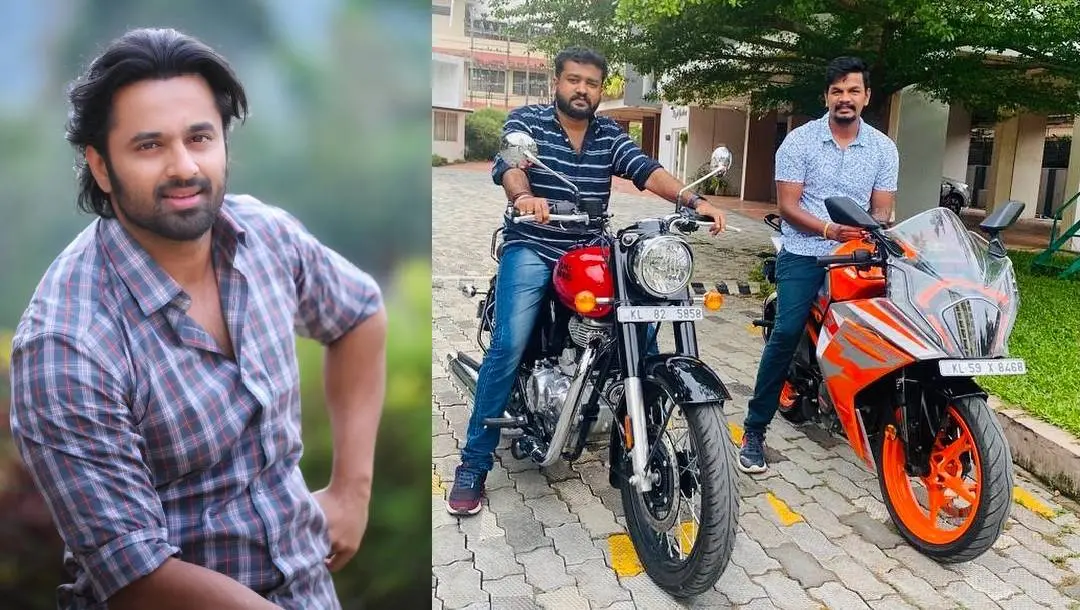ഉണ്ണി മുകുന്ദന്, സഹപ്രവര്ത്തകര് സമ്മാനമായി ലഭിച്ച ബൈക്കുകളില് | Photo: Social Media