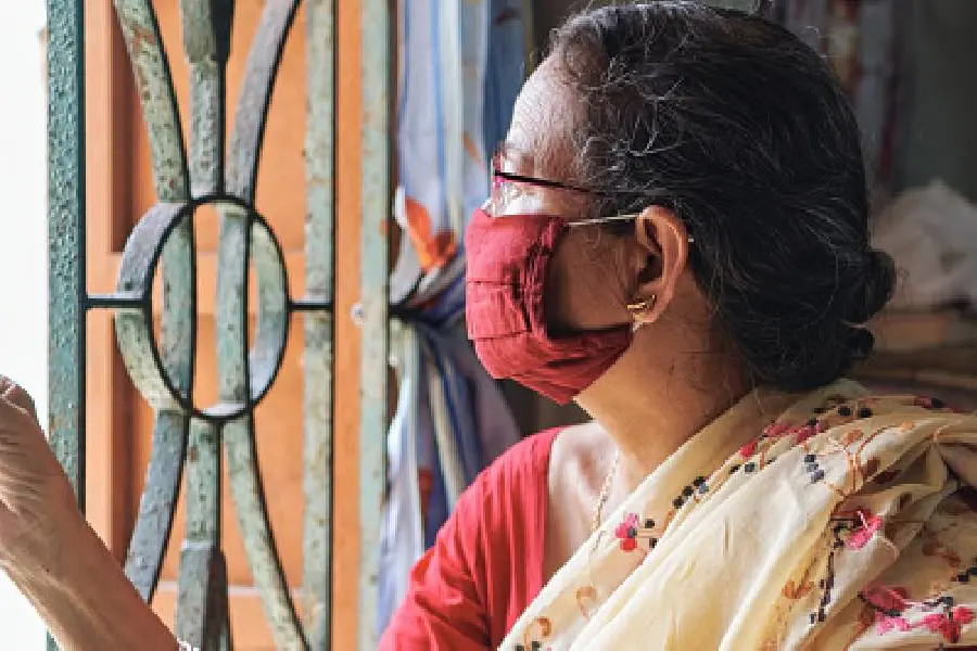 കോവിഡ് ബാധിച്ചവരില് ആര്ക്കെല്ലാം വേണം ഗൃഹപരിചരണം? ആര്ക്കൊക്കെ പാടില്ല?