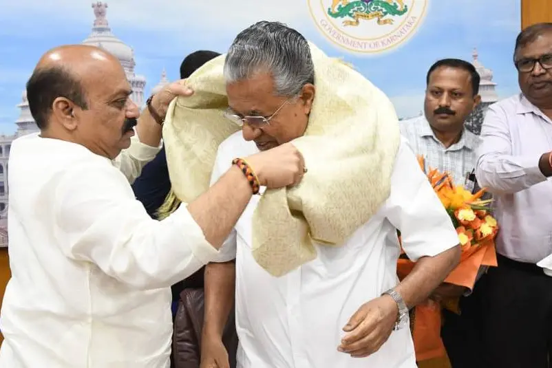 ബെംഗളൂരുവില് പിണറായി-ബൊമ്മെ കൂടിക്കാഴ്ച; വികസന പദ്ധതികള് ചര്ച്ചയായി
