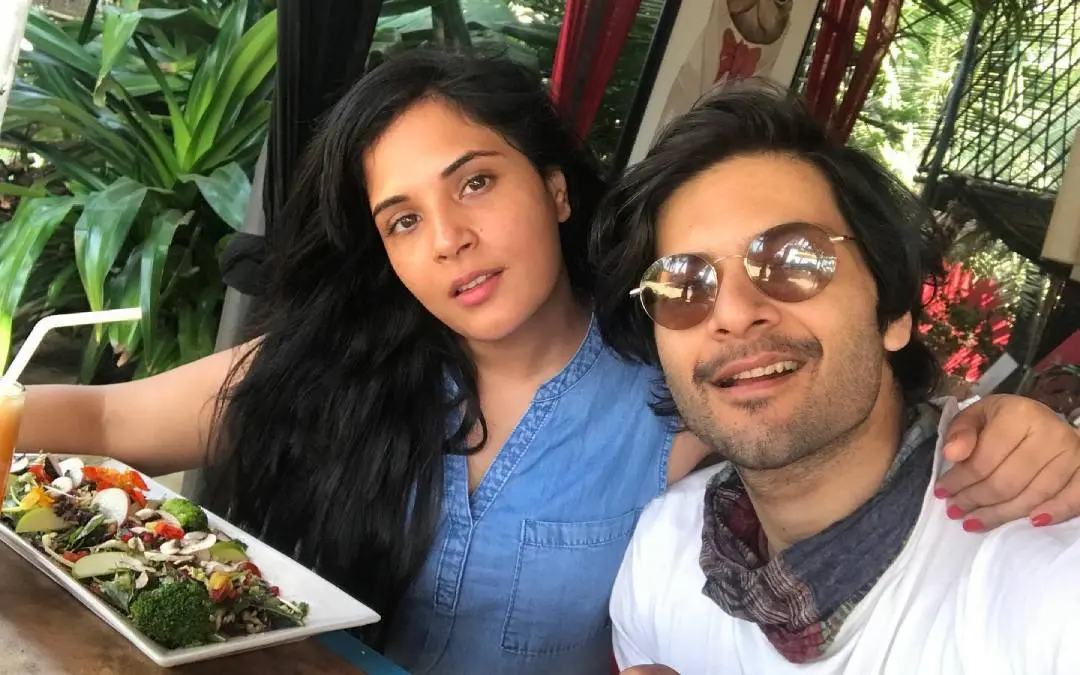 അലി ഫസലും റിച്ചയും | ഫോട്ടോ: www.instagram.com/alifazal9/