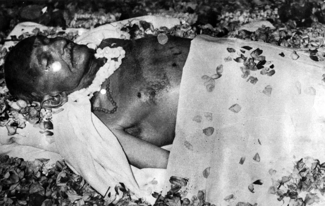മഹാത്മാഗാന്ധിയുടെ വിലാപയാത്രയില്‍ നിന്നും | Photo: PIB