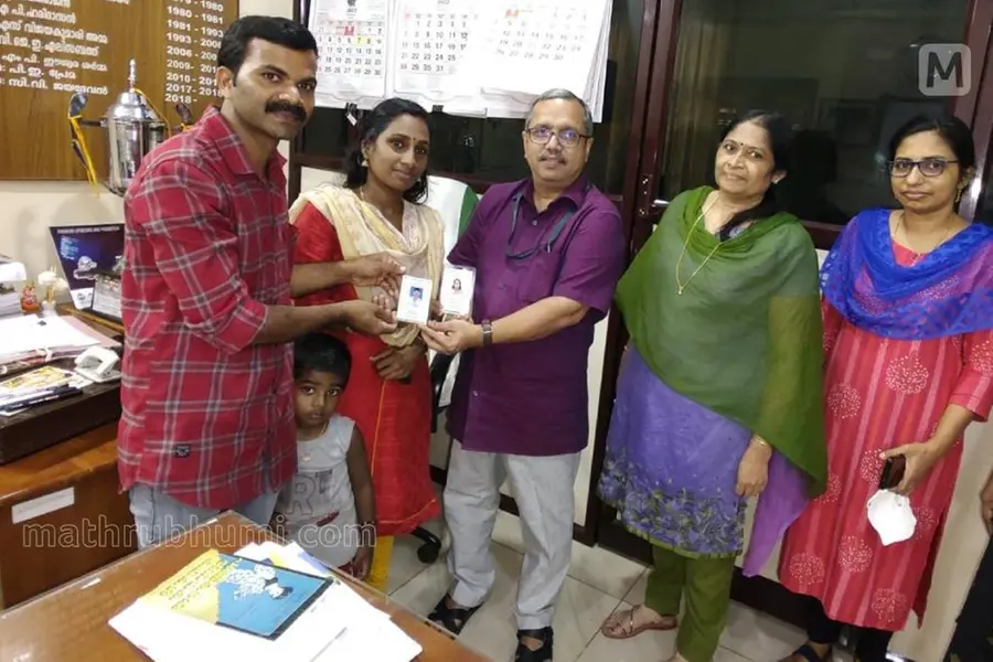 ഈ ദമ്പതിമാർ പറയുന്നു; “മരണശേഷവും ഞങ്ങളുടെ ശരീരം ഉപകാരപ്പെടട്ടേ...