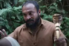 ലാലപ്പന് എന്തോ കുഴപ്പണ്ട്, ഓനെ ഇങ്ങനെ ഇറക്കിവിട്ടാല്‍ ശരിയാവില്ല; 'ജിന്നി'ന്റെ സ്‌നീക്ക് പീക്ക്