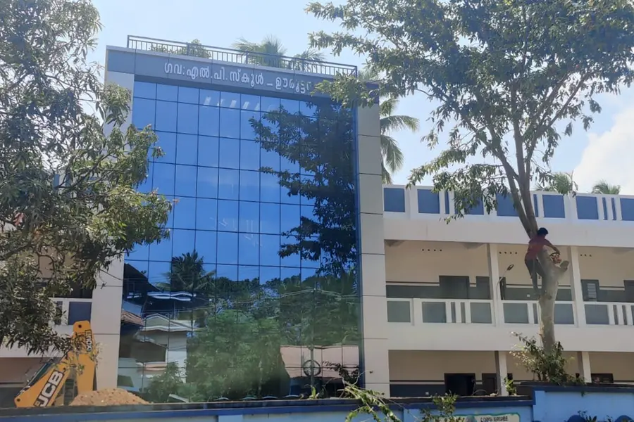 എതിർപ്പ് അവഗണിച്ച് പഞ്ചമിയെ ക്ലാസിലിരുത്തി,കുട്ടികള് ക്ലാസില്നിന്ന് ഓടി;പിന്നീടുണ്ടായത് ചരിത്രം