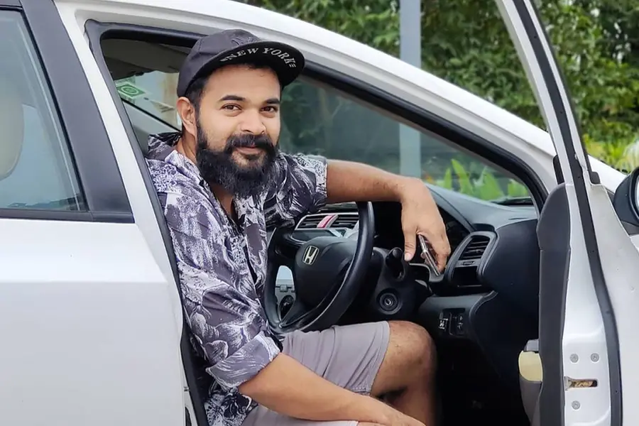 അഭിനയിക്കാന് സംവിധായകന് കയറൂരിവിടുമ്പോള് കിട്ടുന്ന അനുഭൂതി ഒന്നുവേറെ -ഹക്കീം ഷാ