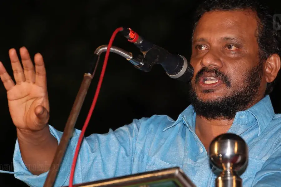 കലോത്സവത്തോടെ പാഷനെ കൈവിടരുത് - വി.ആര്.സുധീഷ്
